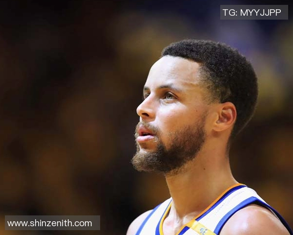 走秀惊艳全场！阿不都沙拉木在巴黎时装秀展现超凡气质(阿不都沙拉木发文回应质疑)